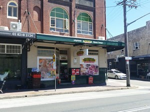 Shops located on Catherine Street in Lilyfeild 