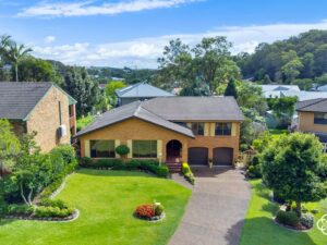 5 Harden Close, Adamstown Heights