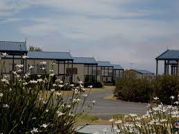 Swan Bay Holiday Park, Accommodation
